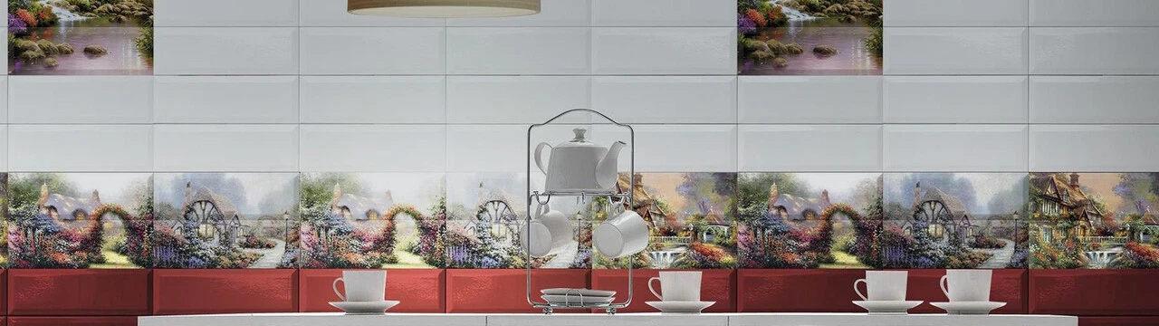 Keramické obklady na stěně v kuchyni