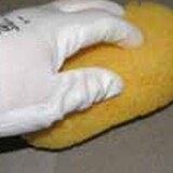 Očištění stávajícího podkladu před aplikací dlažby/obkladu