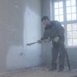 K perfektním stěnám pomůže vyhlazovací omítka webermur rudin fine