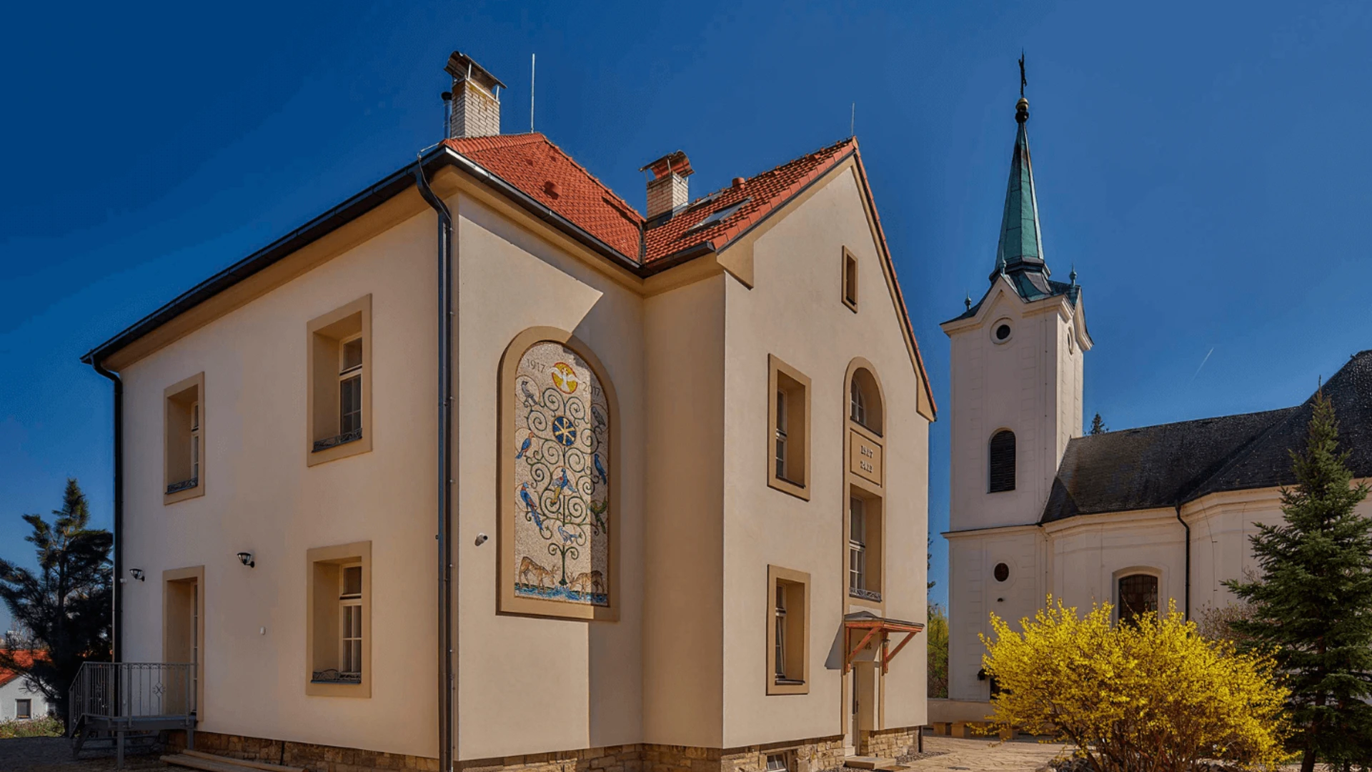 Komunitní centrum u Kostela sv. Petra a Pavla, Radotín