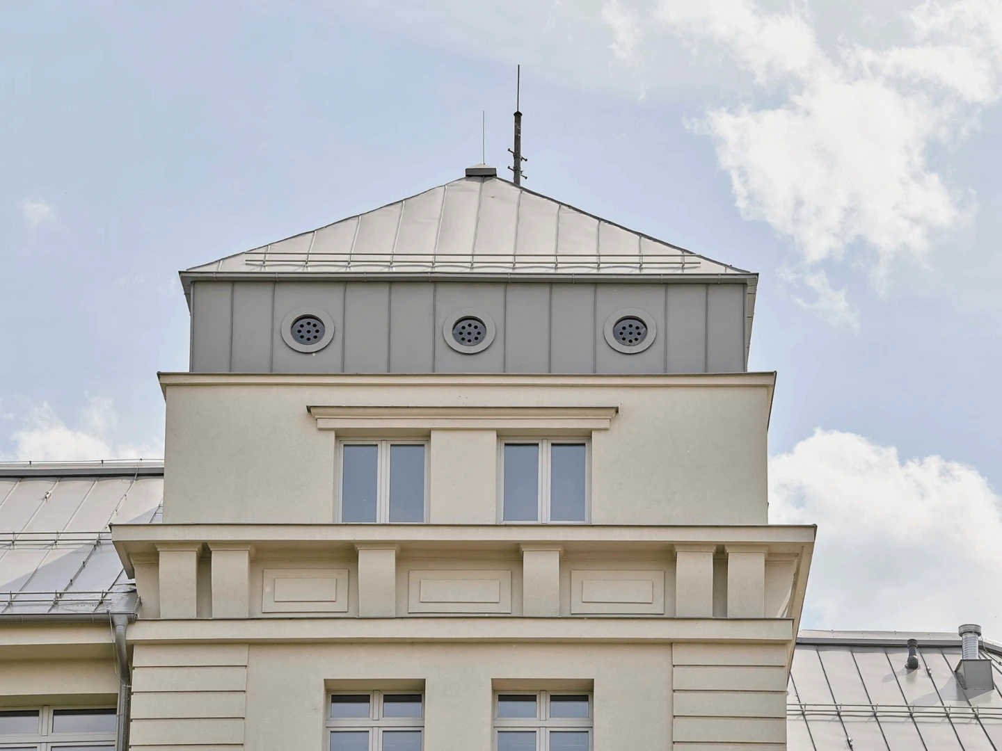 Střední průmyslová škola strojnická a Střední odborná škola profesora Švejnara