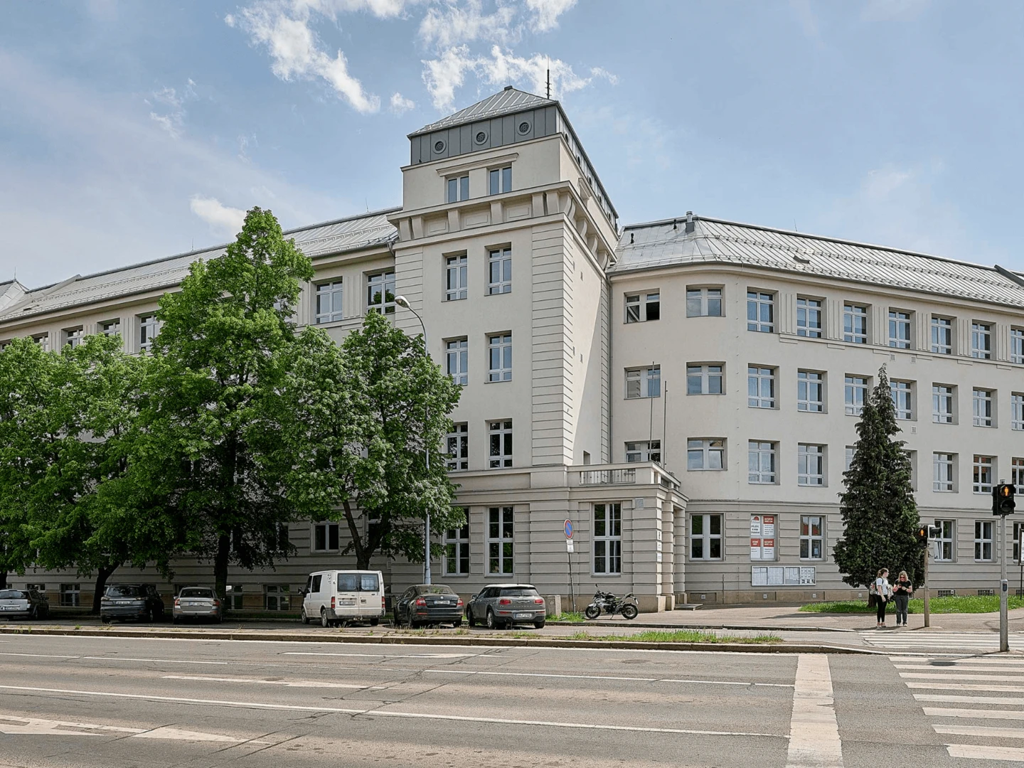 Střední průmyslová škola strojnická a Střední odborná škola profesora Švejnara