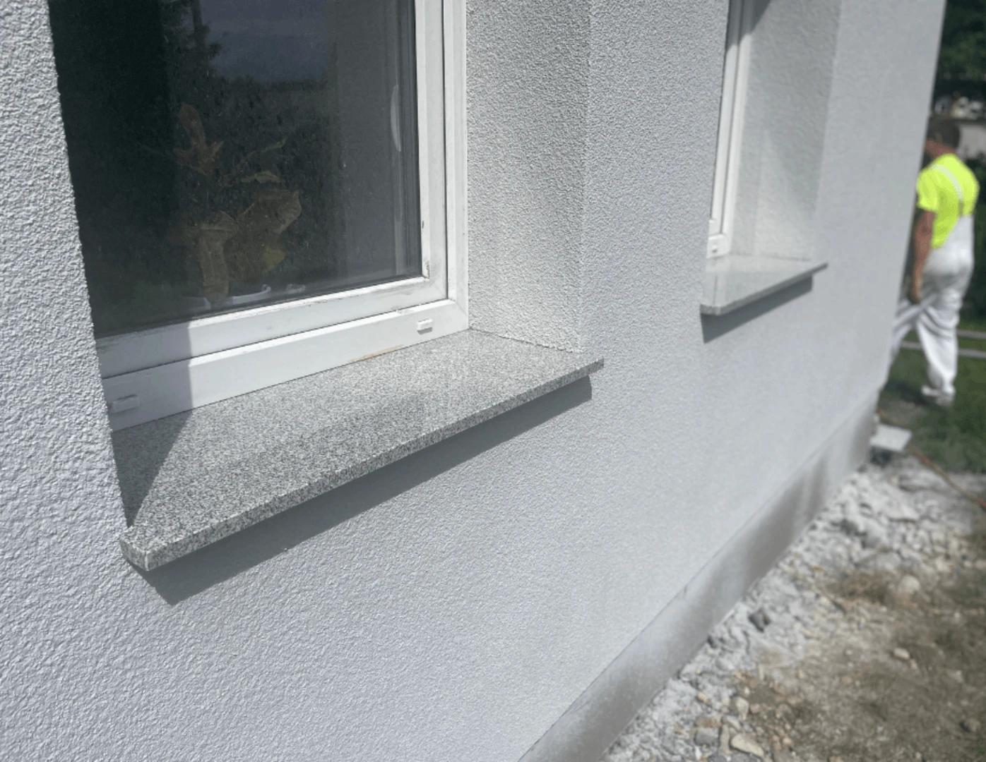 Strojní aplikace fasádních omítek Weber