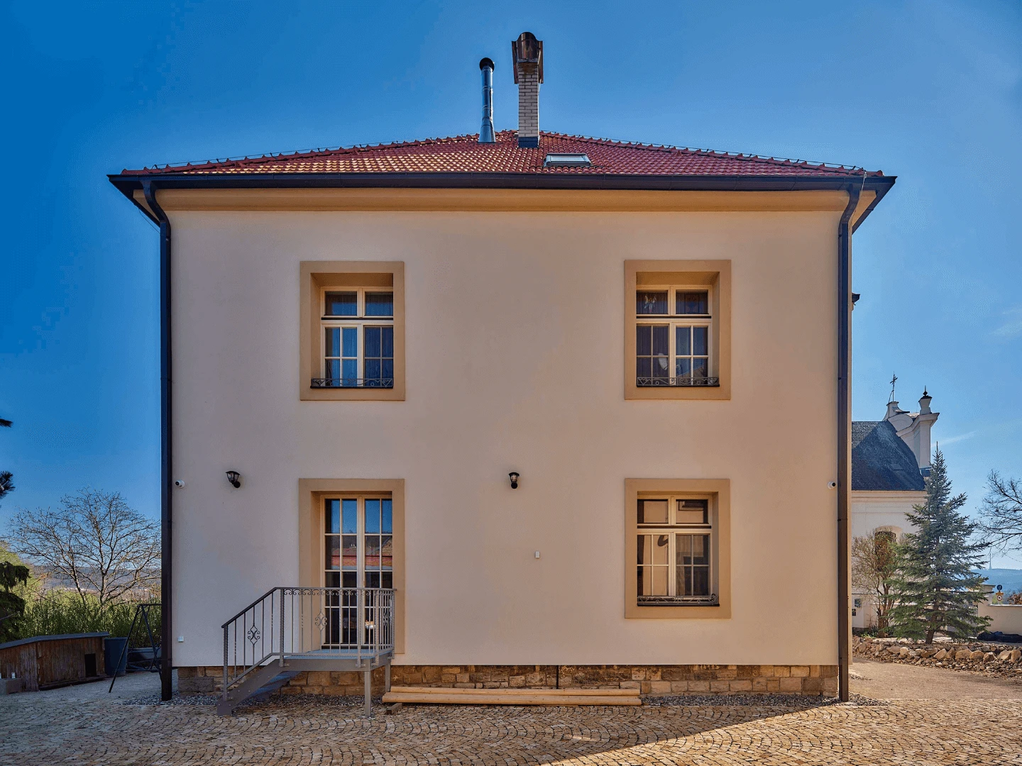 Komunitní centrum u Kostela sv. Petra a Pavla, Radotín