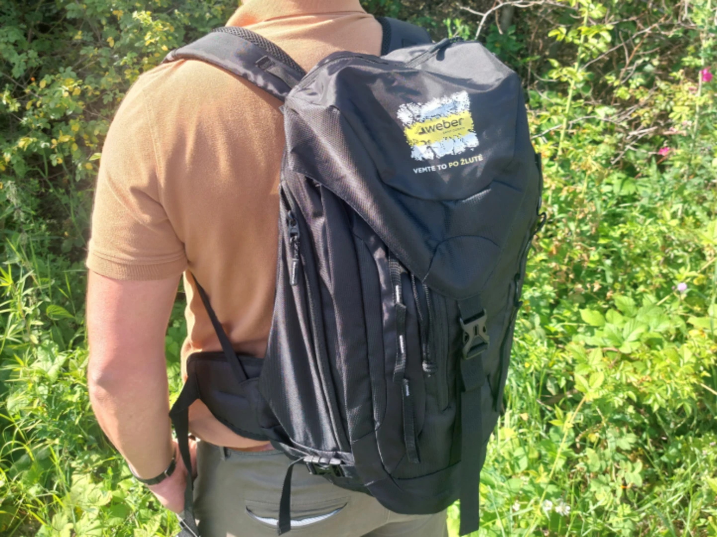 Vyhrajte praktický batoh Weber s užitečnými dárky!