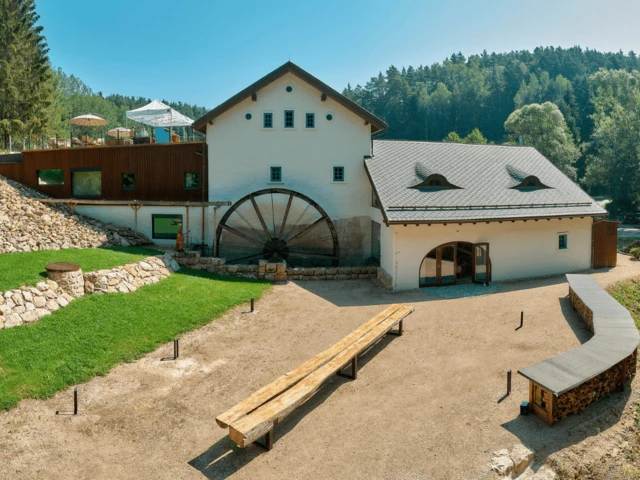 Podhlavický mlýn