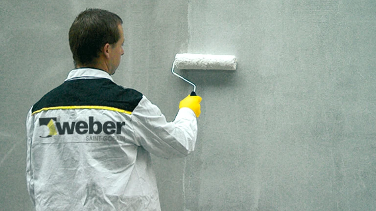 Základní omítkové a maltové směsi - podkladní nátěry