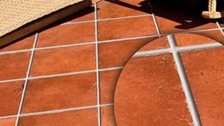 spárovací malty a silikony