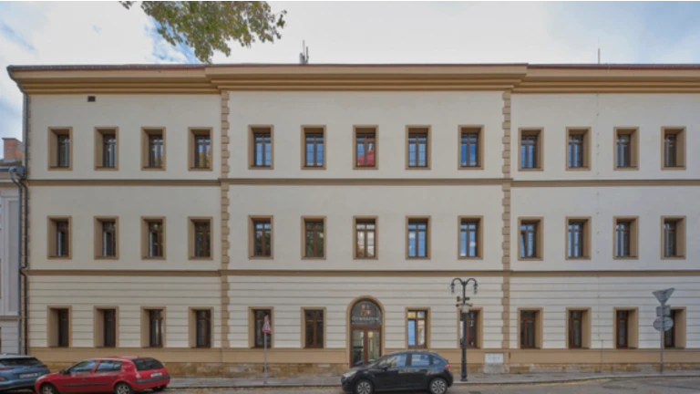 Gymnázium Nový Bydžov